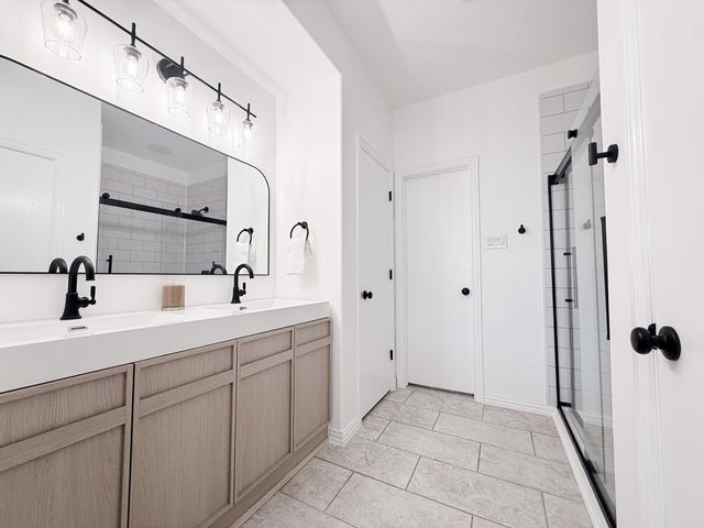 13731 Rolling River Lane, Houston, TX 77044