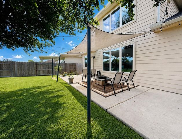 13731 Rolling River Lane, Houston, TX 77044