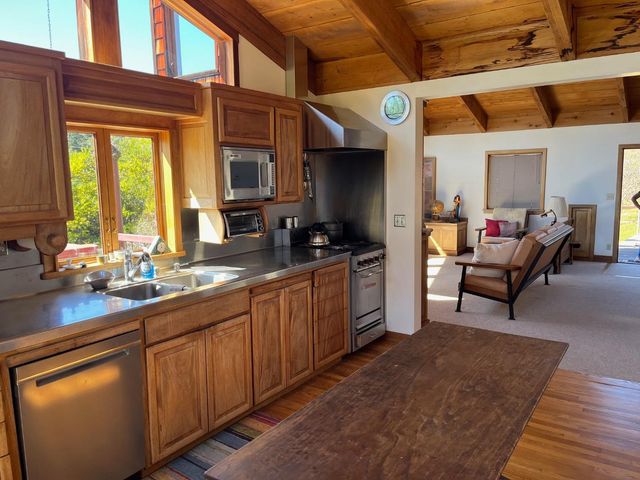 1557 Day Valley Road, Aptos, CA 95003