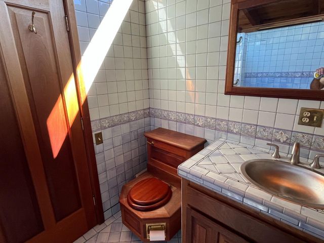 1557 Day Valley Road, Aptos, CA 95003