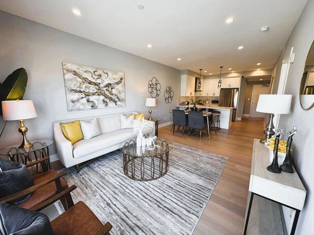 520 El Camino Real 201, San Carlos, CA 94070