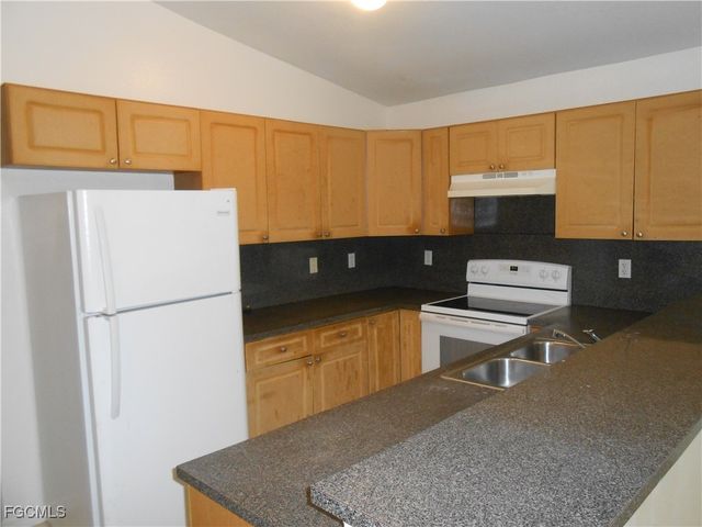 4944 Golfview BLVD, Lehigh Acres, FL 33973