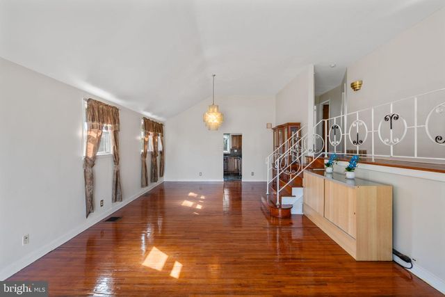 9967 VERREE RD, Philadelphia, PA 19115