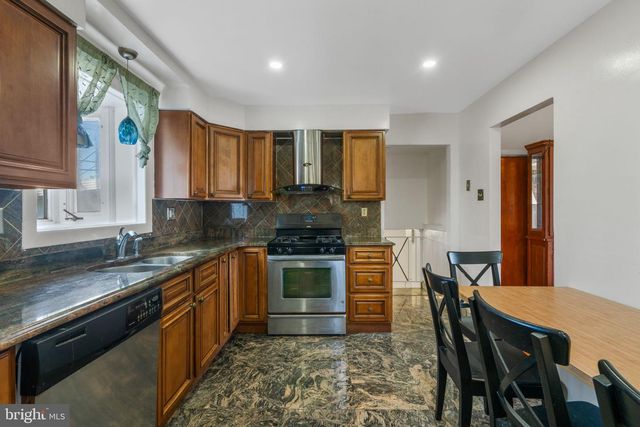 9967 VERREE RD, Philadelphia, PA 19115