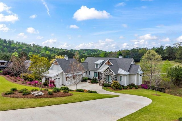 1634 Currahee Club Drive, Toccoa, GA 30577