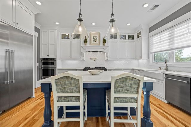 1634 Currahee Club Drive, Toccoa, GA 30577