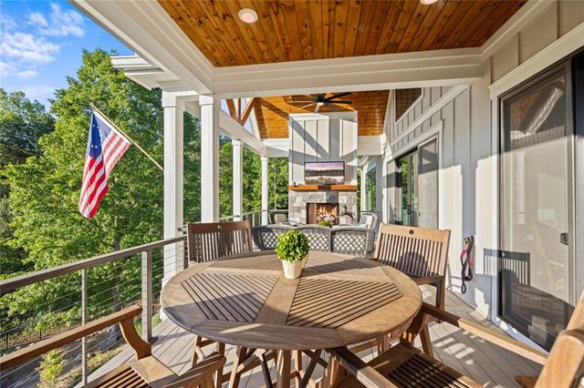 1634 Currahee Club Drive, Toccoa, GA 30577