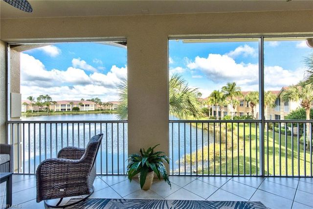 9657 Cypress Hammock CIR # 202, Estero, FL 34135