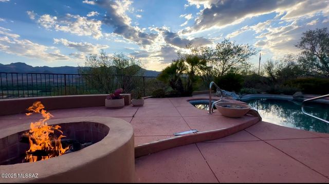 38 Avenida de las Naciones, Rio Rico, AZ 85648