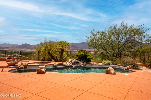 38 Avenida de las Naciones, Rio Rico, AZ 85648