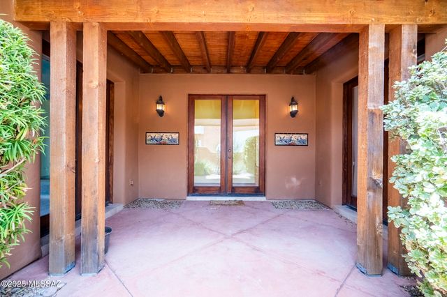 38 Avenida de las Naciones, Rio Rico, AZ 85648