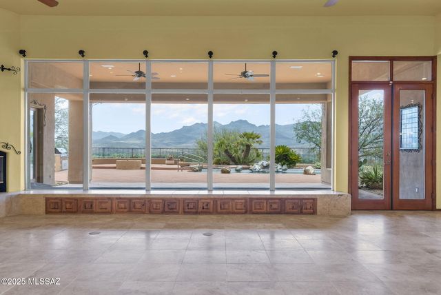 38 Avenida de las Naciones, Rio Rico, AZ 85648