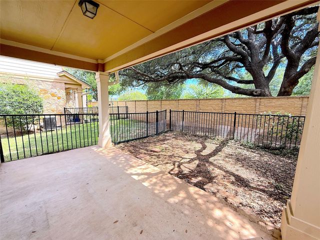16100 S Great Oaks DR 302, Round Rock, TX 78681