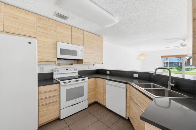 314 Timberwalk Trail, Jupiter, FL 33458