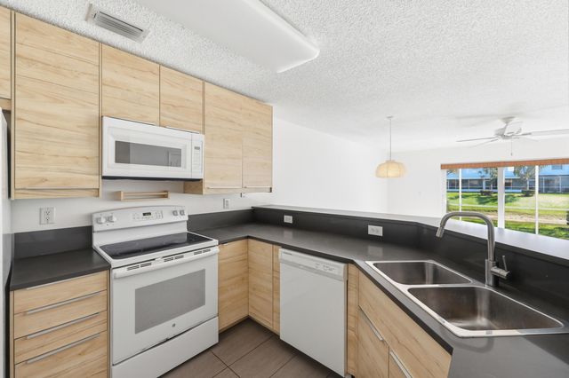 314 Timberwalk Trail, Jupiter, FL 33458