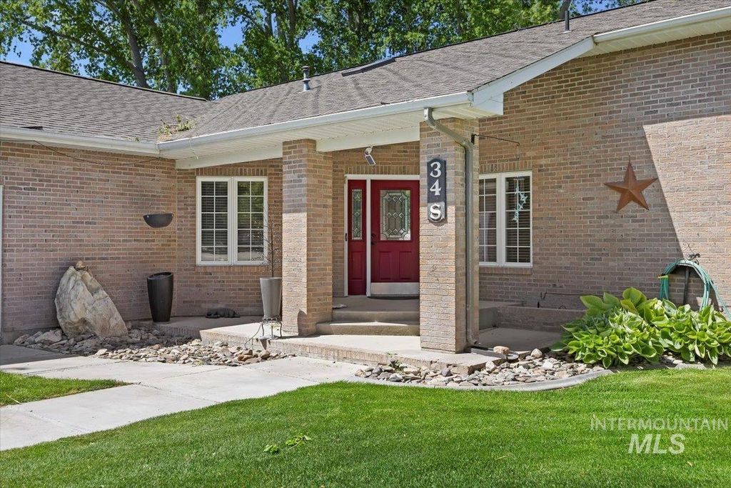 34 S 150 E, Burley, ID 83318