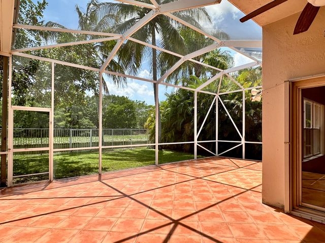 386 Carrington Drive, Weston, FL 33326