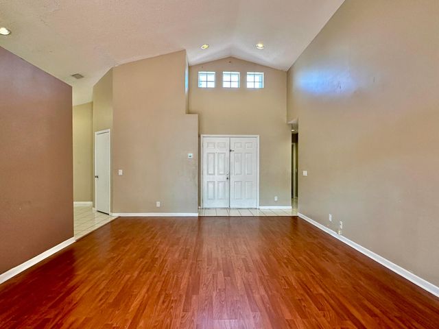 386 Carrington Drive, Weston, FL 33326