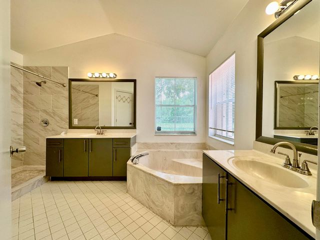 386 Carrington Drive, Weston, FL 33326