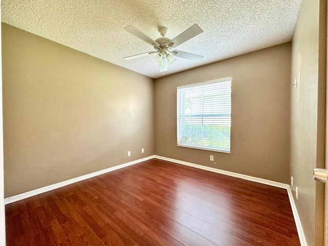 386 Carrington Drive, Weston, FL 33326