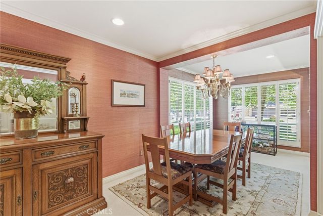 1220 Club View Drive, Bakersfield, CA 93309