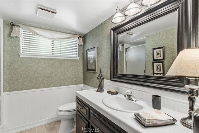 1220 Club View Drive, Bakersfield, CA 93309