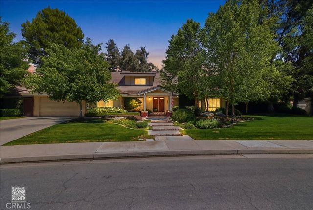 1220 Club View Drive, Bakersfield, CA 93309