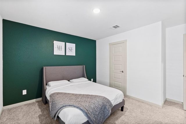 13220 Lago Acero Lane, Texas City, TX 77568