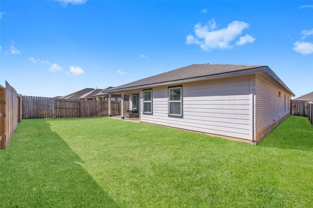 13220 Lago Acero Lane, Texas City, TX 77568