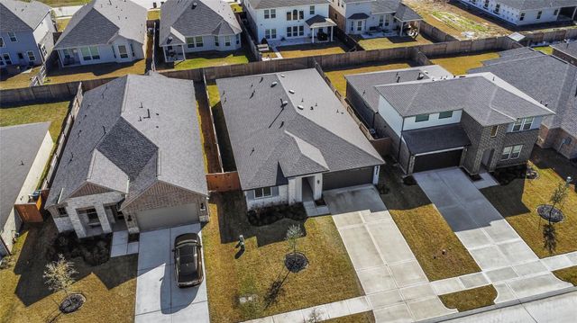 13220 Lago Acero Lane, Texas City, TX 77568