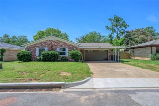 2606 Easy Street, Denison, TX 75020