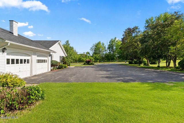 39 Glenridge Road, Glenville, NY 12302