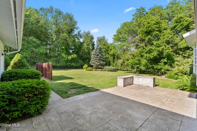 39 Glenridge Road, Glenville, NY 12302