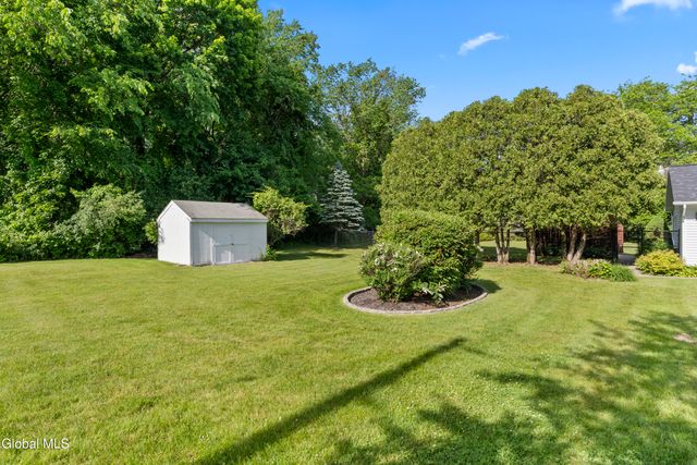 39 Glenridge Road, Glenville, NY 12302