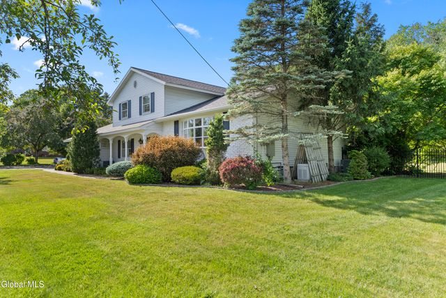 39 Glenridge Road, Glenville, NY 12302