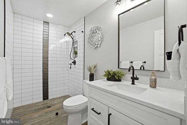 6057 RIVER DR, Lorton, VA 22079