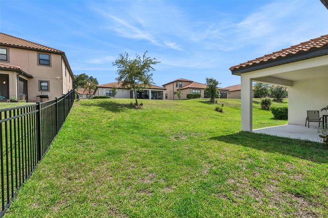 1734 VIA LAGO DRIVE, Lakeland, FL 33810