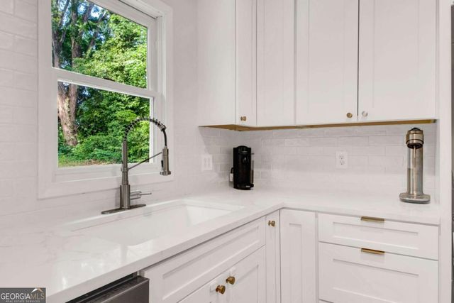 3465 Woodlawn Circle, Tucker, GA 30084