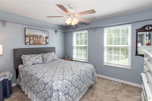 1915 Fox Pointe Drive, Arnold, MO 63010