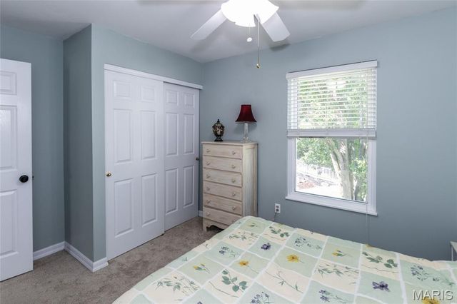 1915 Fox Pointe Drive, Arnold, MO 63010