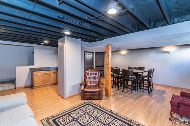 1915 Fox Pointe Drive, Arnold, MO 63010