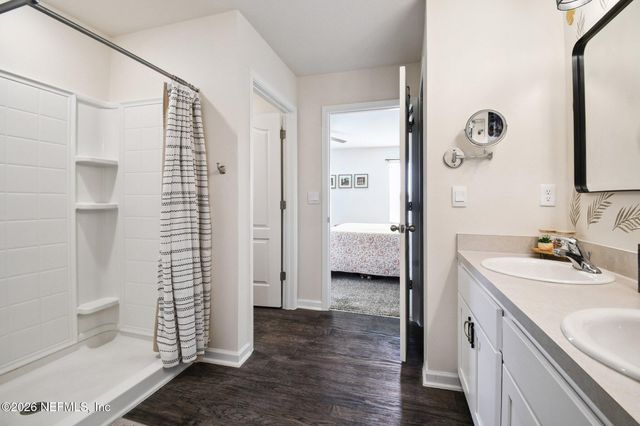 2427 FALLING STAR Lane, Green Cove Springs, FL 32043