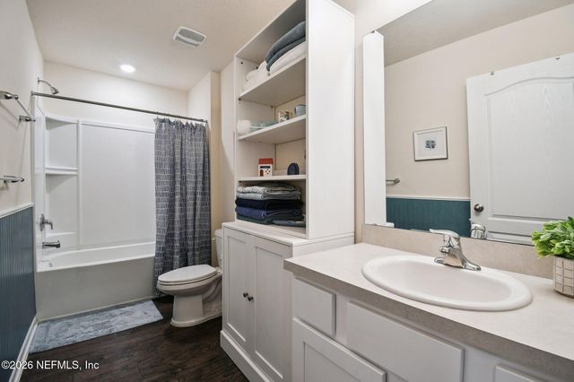 2427 FALLING STAR Lane, Green Cove Springs, FL 32043