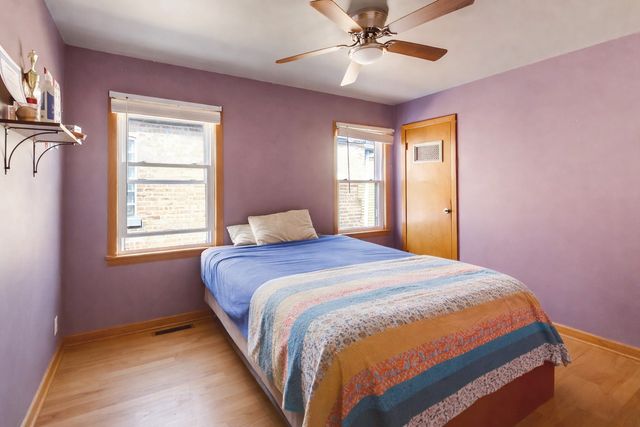 5726 S Neva Avenue, Chicago, IL 60638