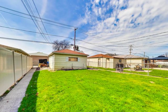 5726 S Neva Avenue, Chicago, IL 60638