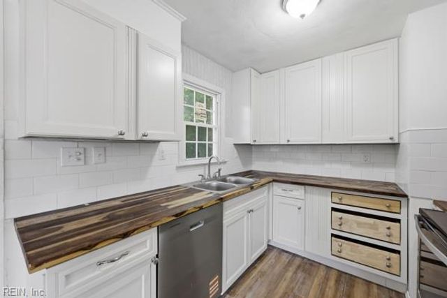 124 Allard RD, Portsmouth, VA 23701