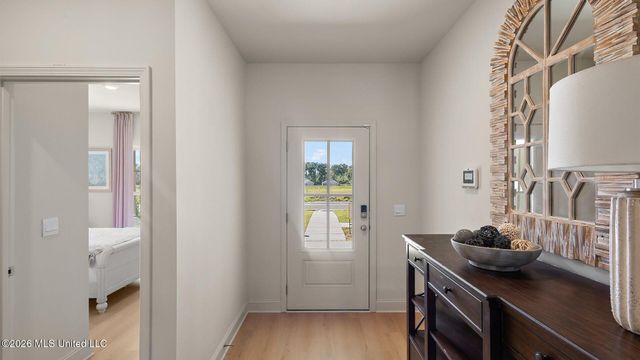323 Castlewood Circle, Canton, MS 39046