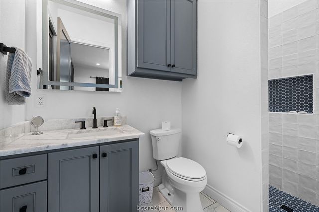 10121 St John Drive, Iola, TX 77861