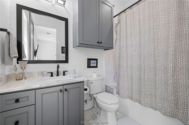 10121 St John Drive, Iola, TX 77861