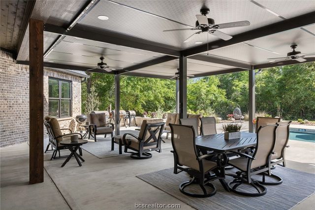 10121 St John Drive, Iola, TX 77861